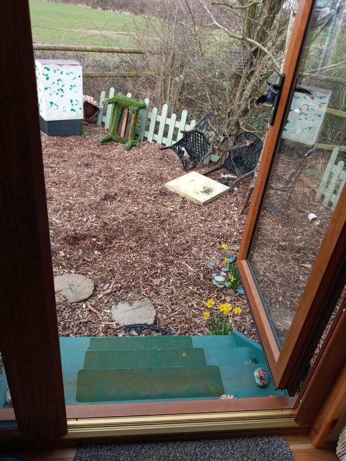 Glamping Malvern Shepherd Hut Exteriör bild