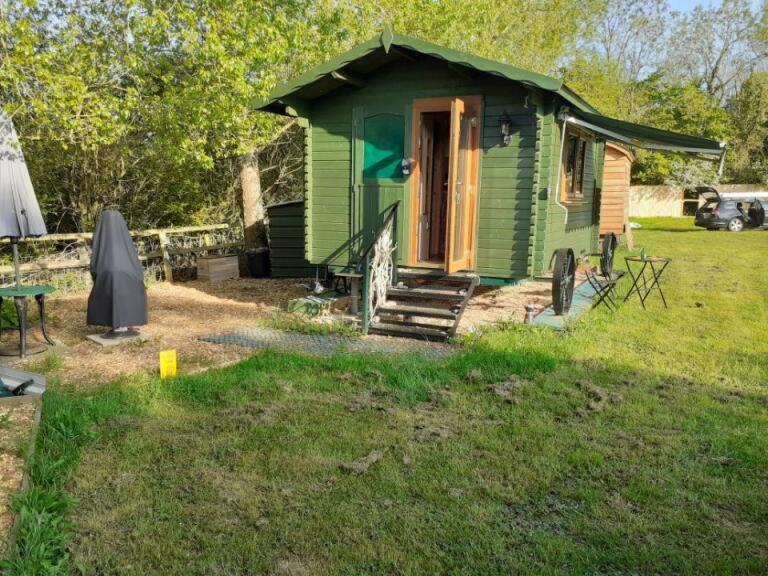 Glamping Malvern Shepherd Hut Exteriör bild